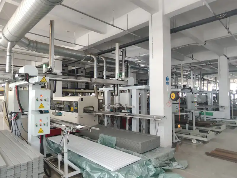 Advanced automated production lines inside the HDPE outdoor furniture manufacturing facility